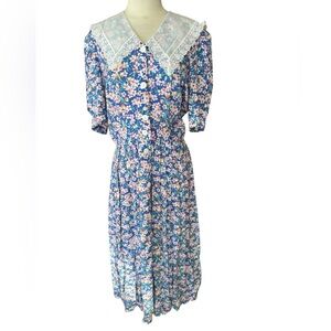 1980s Jane Singer 100% Rayon Floral Front Half Button‎ Down Cottagecore Dress